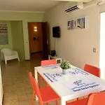 Apartment Charming With Balcony In Portimao, 55 Sqm, Pool View *