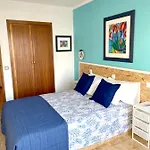 Charming With Balcony In Portimao, 55 Sqm, Pool View Apartment Portimao