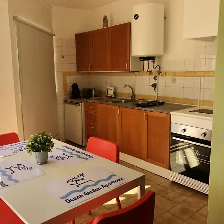 Charming With Balcony In Portimao, 55 Sqm, Pool View Lägenhet Portimão