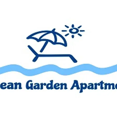 Charming With Balcony In Portimao, 55 Sqm, Pool View Apartmán *